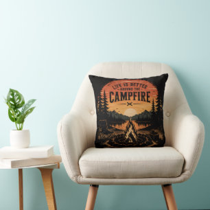Coussin La vie est meilleure autour du feu de camp