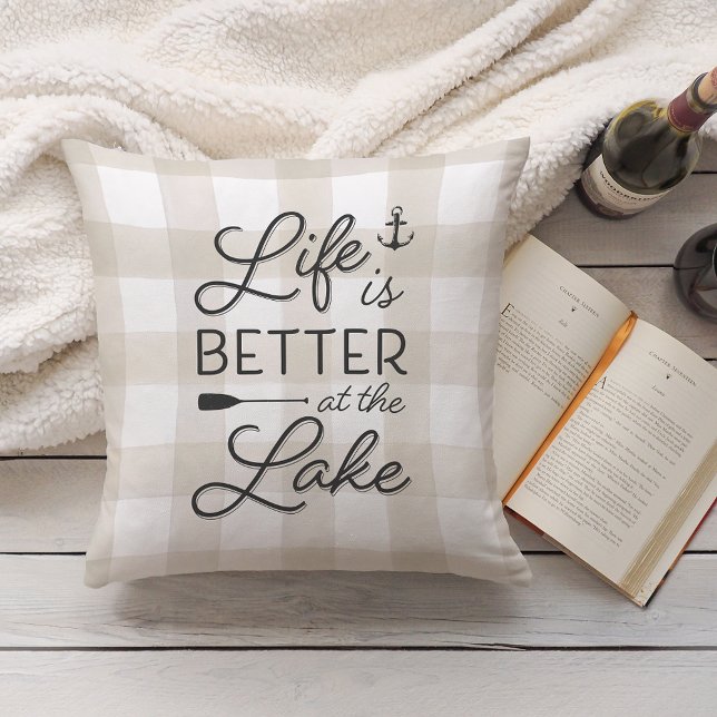 Coussin La vie ivoirienne est meilleure au lac (Créateur téléchargé)