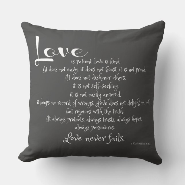 Coussin L'amour est Patient (verset des Corinthiens) gris (Recto)