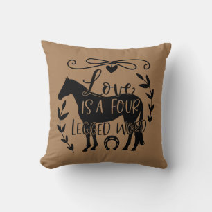 Coussin L'Amour Est Un Cheval À Quatre Jambes