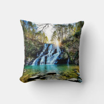 Lancer l'oreiller avec le motif de chute d'eau