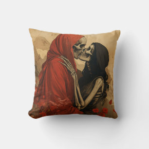 Coussin Last Kiss vintage skeleton goth art