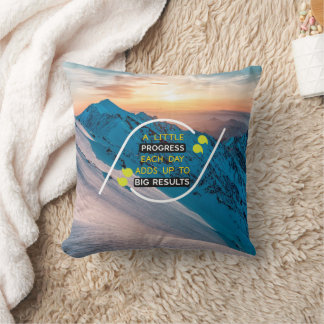 Coussin L'attitude est une petite chose qui fait une grand