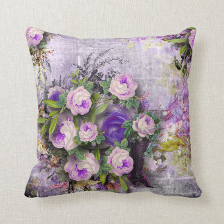 Coussin Lavande verte 3D de roses pourpres vintages