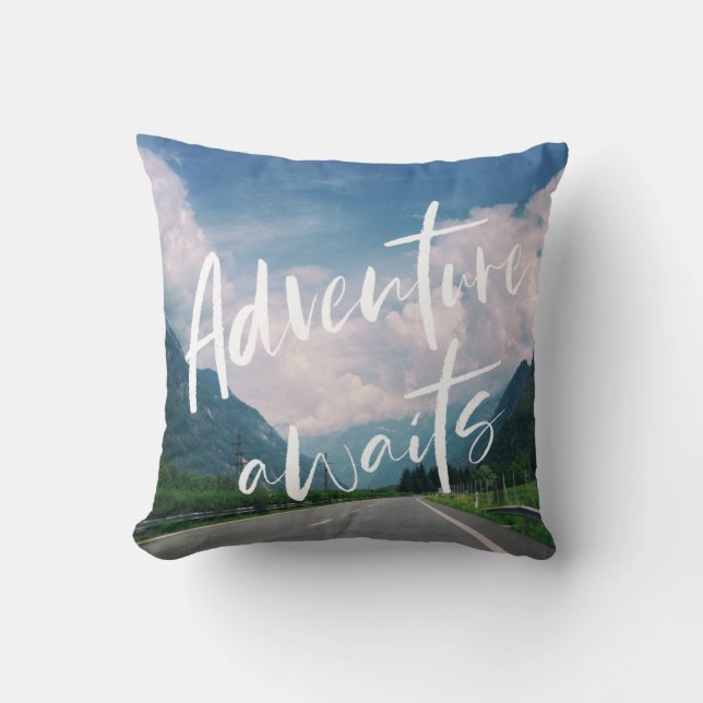 Coussin L'aventure attend la citation de voyage (Recto)