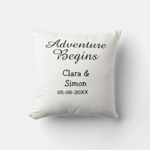 Coussin L'aventure commence nom du couple marié datsimple