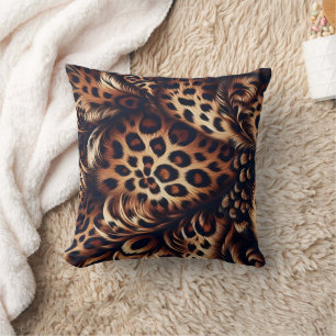Coussin Le charme du léopard : l'énoncé audacieux