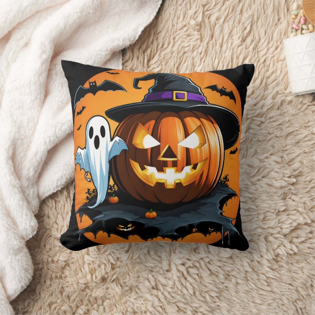 Coussin Le fantôme d'Halloween flotte à côté d'un citrouil (Couverture)