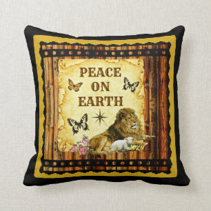 Coussin Le lion fixe avec l'agneau