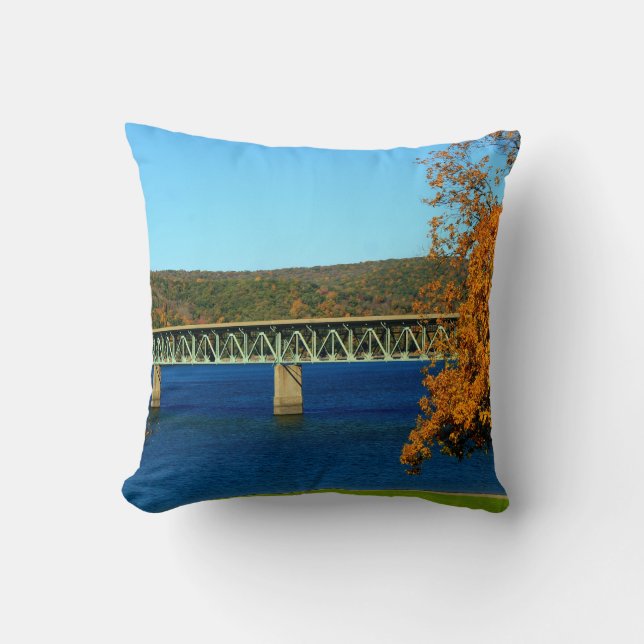 Coussin Le pont (Recto)