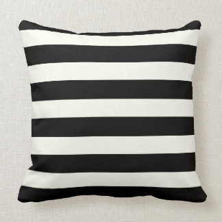 Coussin Lecteur à rayures noir et blanc