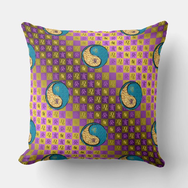 Coussin Leo & Water Boar (Recto)