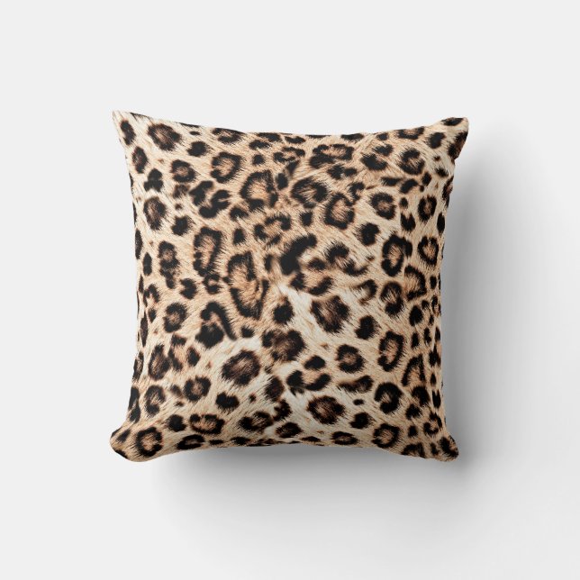 Coussin Leopard Design Motif : Wild Elegance. (Recto)