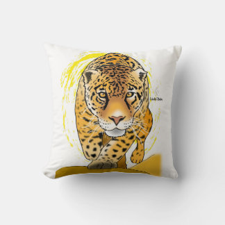 Coussin léopard ou jaguar peint