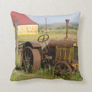 Coussin Les Etats-Unis, Orégon, Shaniko. Tracteur vintage