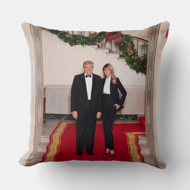 Coussin Les pas de Noël Président Donald Trump & Melania (Recto)