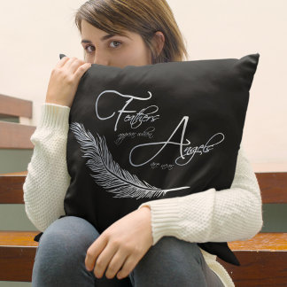 Coussin Les plumes apparaissent lorsque les anges sont prè