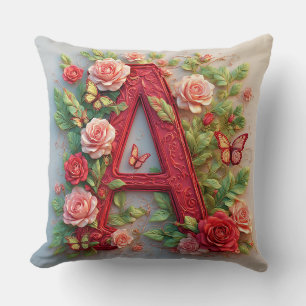 Coussin Lettre A Rouge Élégante Faite de Roses et de Vigne