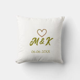 Coussin Lettre de nom de couple de mariage à cœur doré mod