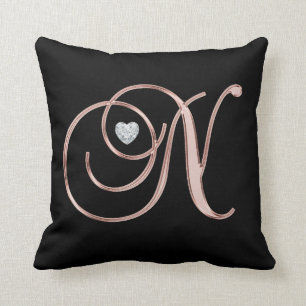 Coussin Lettre élégante 'Ne  de monogramme d'or de rose 