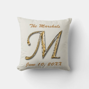 Coussin Lettre or élégante M Monogram Mariage Keepsar