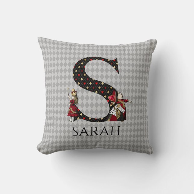 Coussin LETTRE S DU COEUR DE WONderland Alice & Queen of H (Recto)