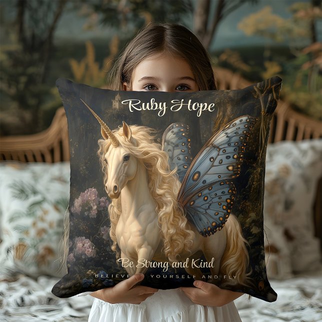 Coussin Licorne Blanche Papillon Bleu Ailes Fée Cheval (Créateur téléchargé)