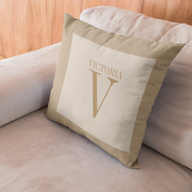Coussin Linge Beige Clair Et Doux Avec Monogramme Tan (Créateur téléchargé)