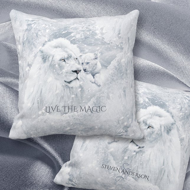 Coussin Lion blanc & Cub sur glace, f. Vacances & Meilleur (Créateur téléchargé)