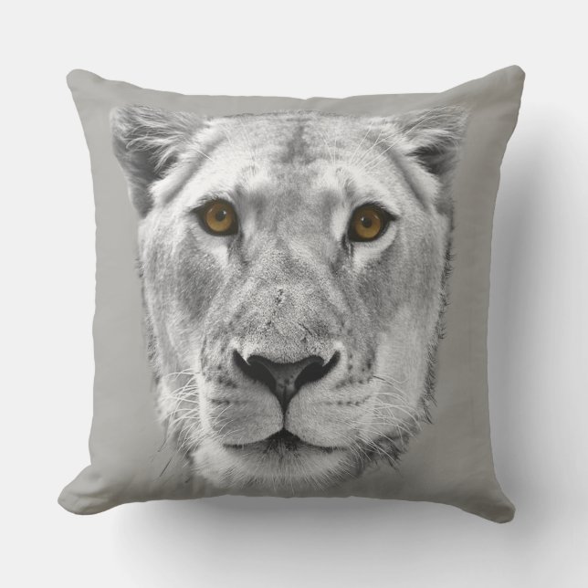 Coussin Lionne blanche (Recto)