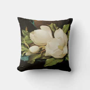 Coussin Magnolias géants sur un tissu de velours bleu par