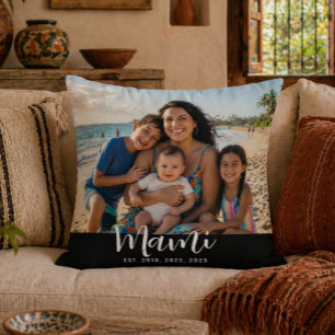 Coussin Mami a établi une photo de script moderne