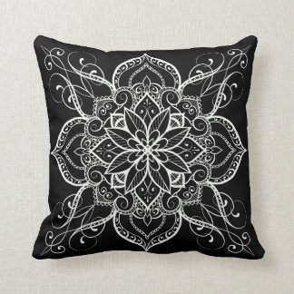 Coussin Mandala flower extended