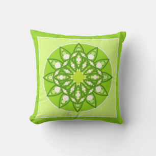 Coussin Mandala motif dans les tons vert citron