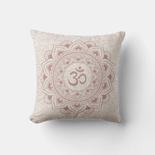 Coussin Mandala Om Yoga Harmonie Féminin Moderne Studio de