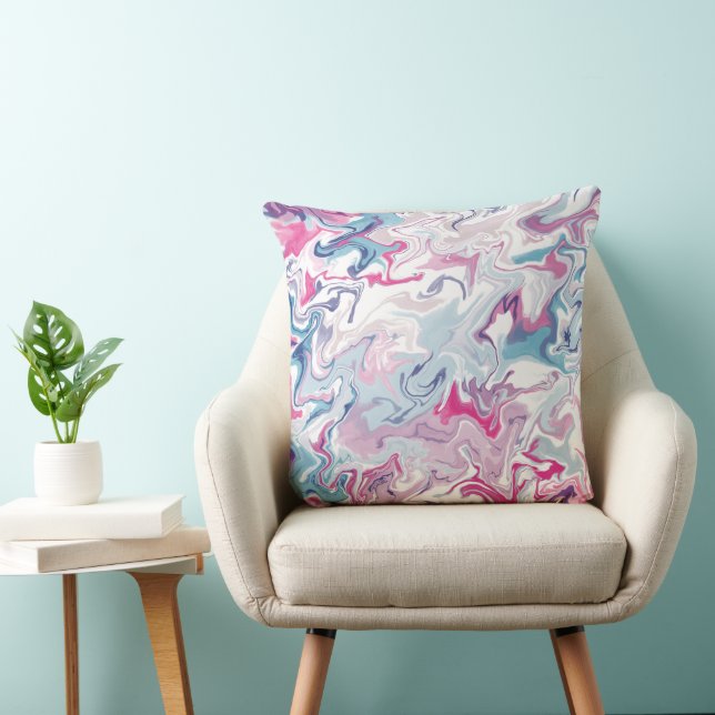 Coussin Marbre Abstrait Pink and Blue Throw Pillow Moderne (Chaise)