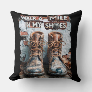 Coussin Marcher à un kilomètre dans mes chaussures - Inspi