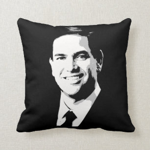 Coussin Marco Rubio font face