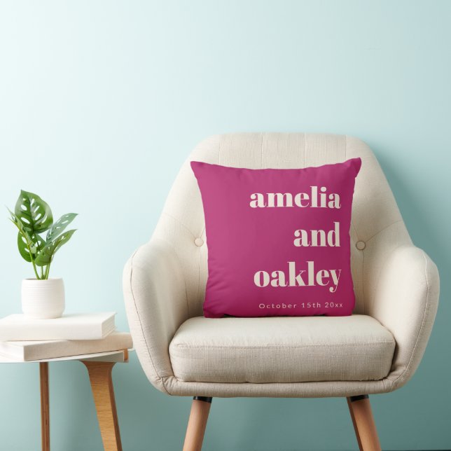 Coussin Mariage Personnalisé Rétro Violet Minimaliste Gras (Chaise)