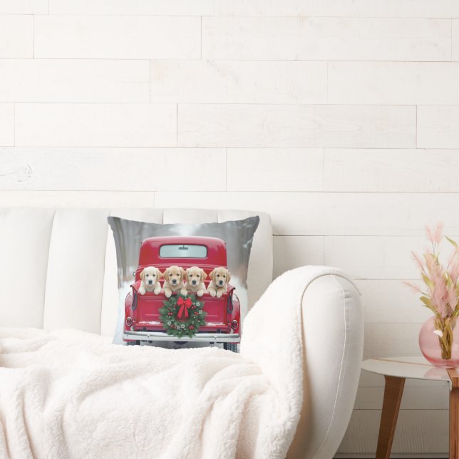 Coussin Marionnettes Golden Retriever En Camion Rouge (Canapé)