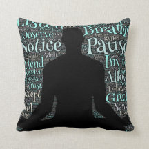 Méditer l'oreiller de l'homme Silhouette