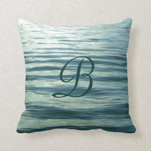 Coussin Mer éclairée par la lune décorée d'un monogram