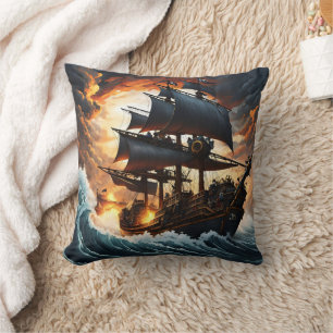 Coussin Mers orageux avec un navire pirate féroce au crépu