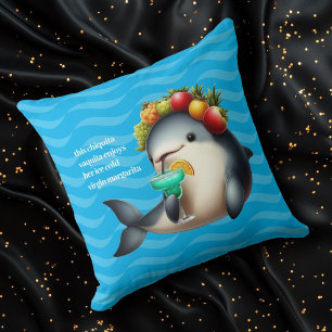 Coussin Mignonne Chiquita Vaquita appréciant une Margarita