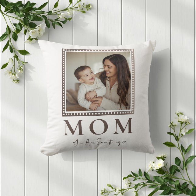Coussin Modern Personalized Mom Photo Throw Pillow (Créateur téléchargé)