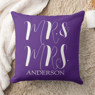 Coussin Moderne Mariage Script Violet Mr et Mrs
