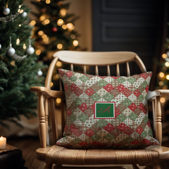 Coussin Monogram family Christmas patchwork Green Red  (Créateur téléchargé)