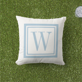 Coussin Monogramme Classique Carré Bleu Ciel et Blanc