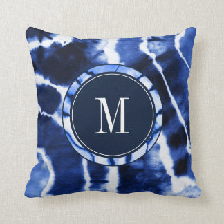Coussin Monogramme d'aquarelle Shibori Indigo Blue Tie Dye