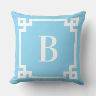 Coussin Monogramme de bordure de clé grecque bleu clair et